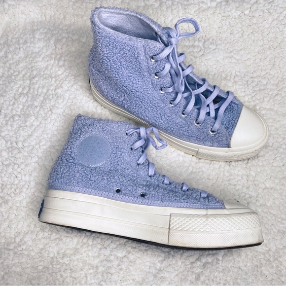 Converse Shoes - Converse Run Star Hike Sherpa Farro Platform Shoes women Size 8.5 purple